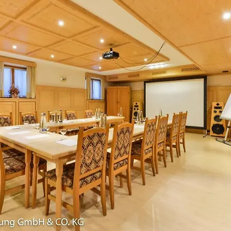 Landgasthof & Feickert بيت ضيافة *